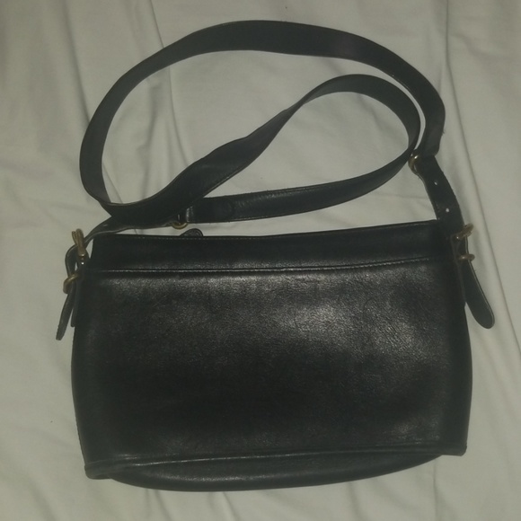 Coach Handbags - Coach Vintage Equestrian Black Leather Purse Coach Handbags - Coach Vintage Equestrian Black Leather Purse